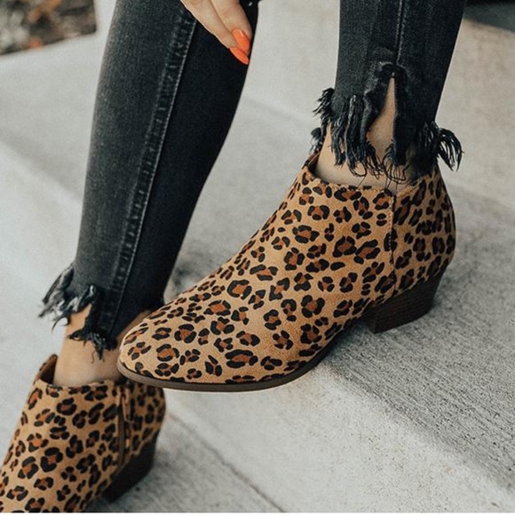 Wild Leopard Cheetah Print Flat Heel Ankle Booties - Picture 2 of 5